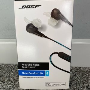 Brand NEW Bose Noise Cancelling Headphones